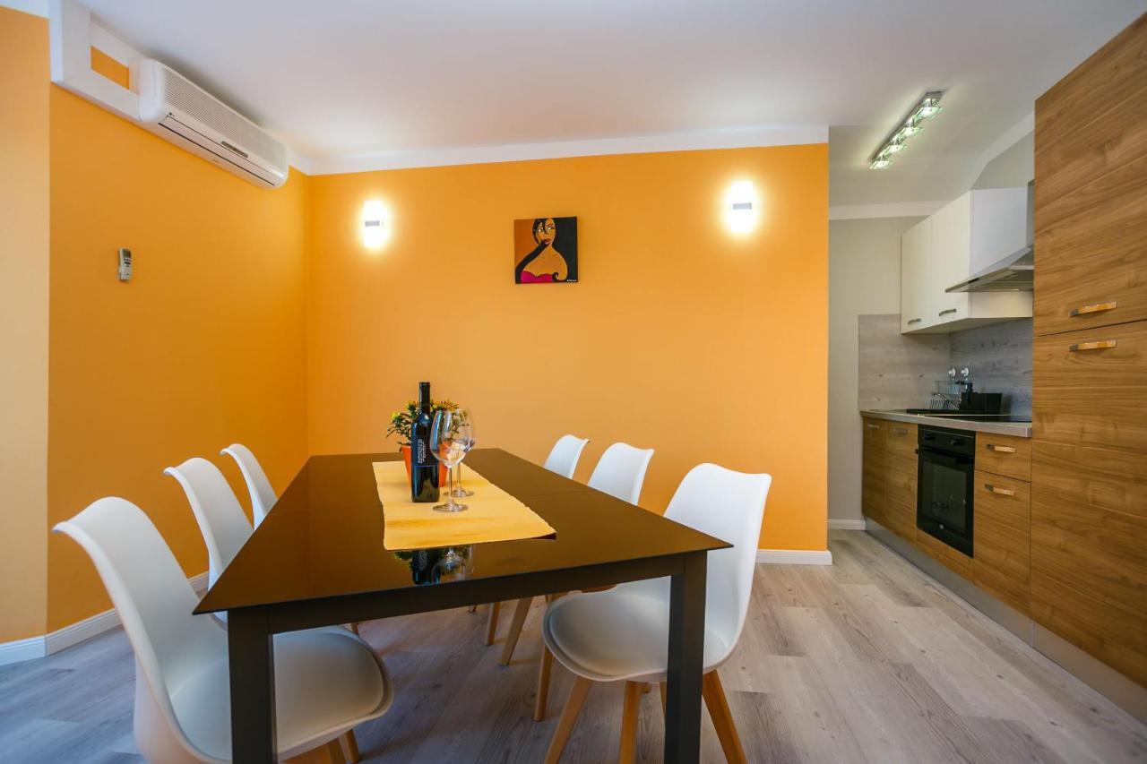 Guesthouse Halilagic Крк Екстер'єр фото
