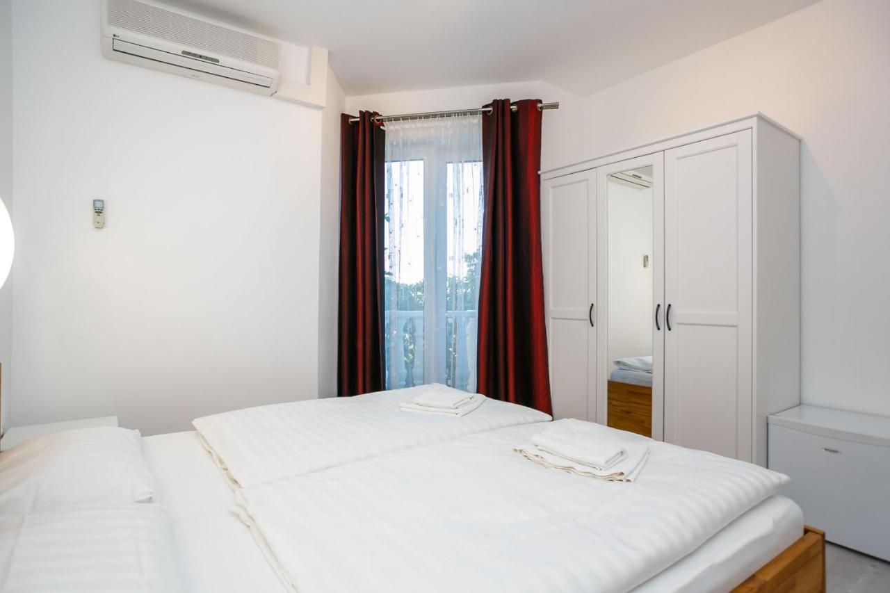 Guesthouse Halilagic Крк Екстер'єр фото