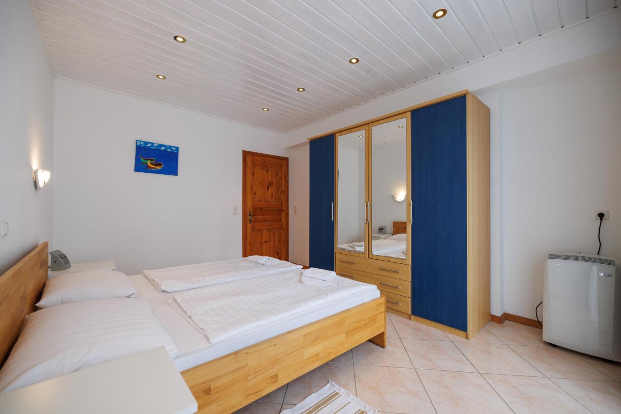 Guesthouse Halilagic Крк Екстер'єр фото