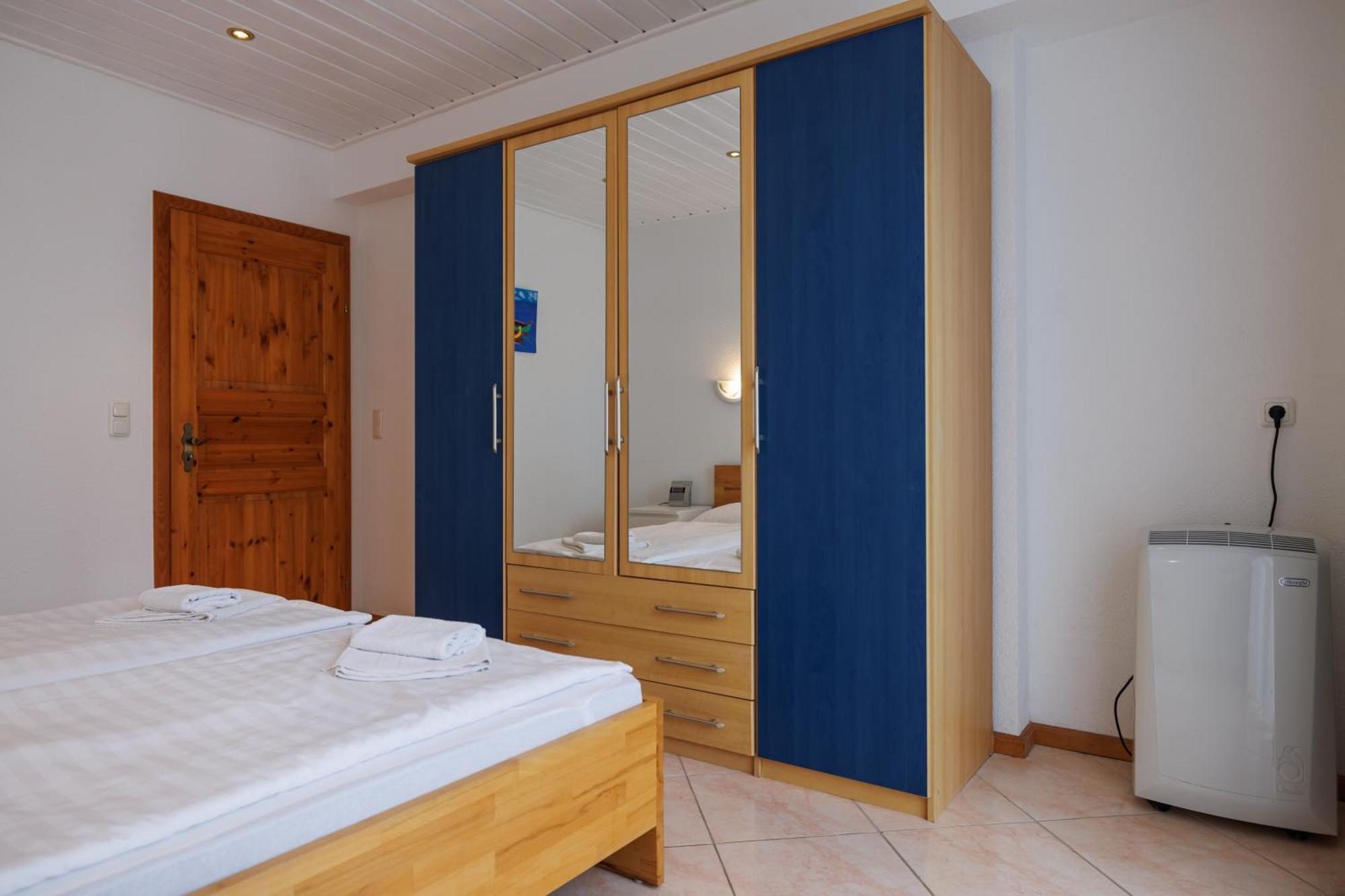Guesthouse Halilagic Крк Екстер'єр фото