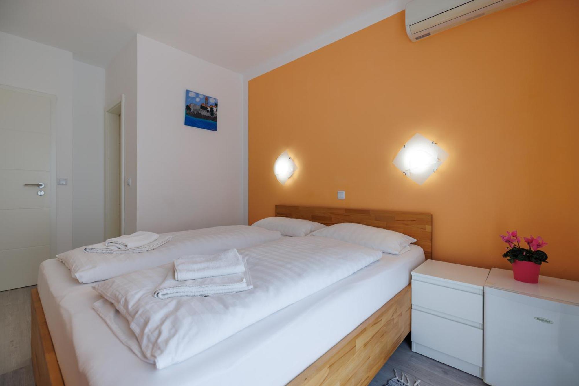 Guesthouse Halilagic Крк Екстер'єр фото